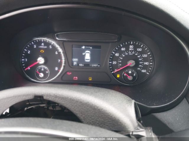5XYPG4A56KG489075 KIA Sorento 3.3l Lx