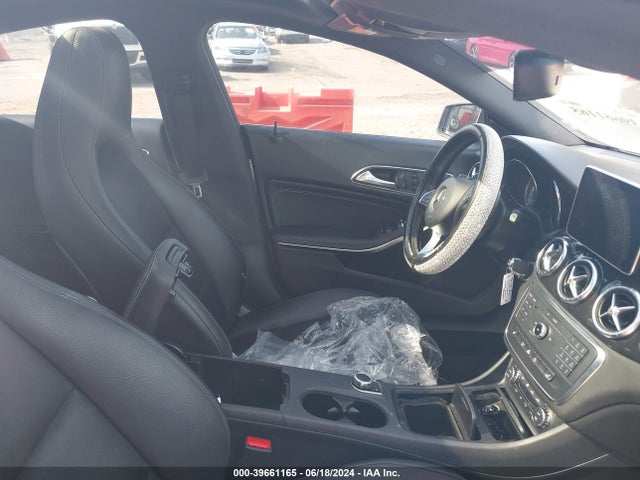 WDDSJ4GB7GN299462 Mercedes-Benz CLA 250 4MATIC