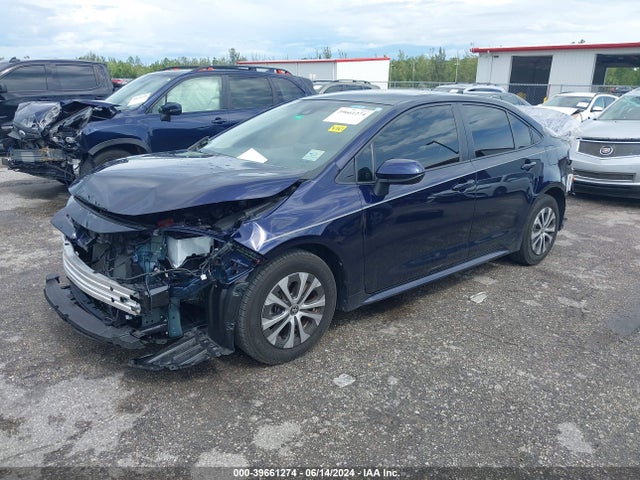 Toyota Corolla Hybrid Le 2022 JTDEAMDE4NJ060042 Image 2