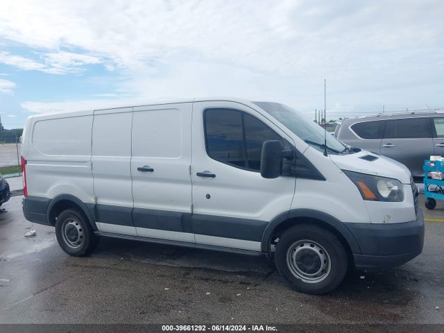 Ford Transit-150 2016 1FTYE1ZM8GKB06632 Image 13
