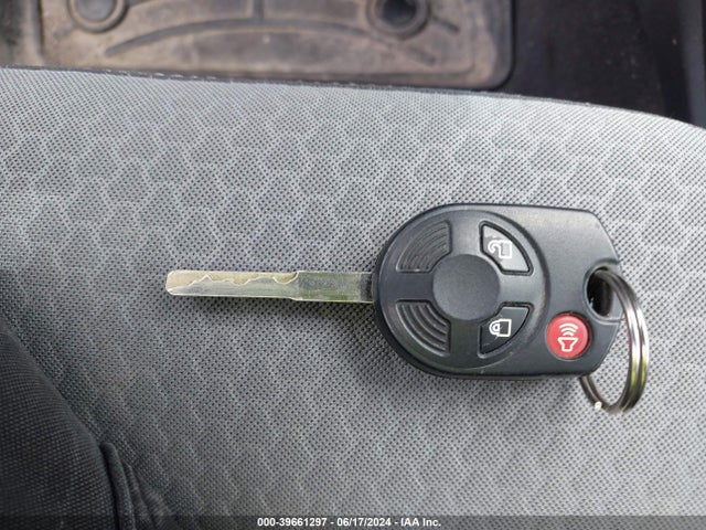 Ford ESCAPE SE 2018 1FMCU9GD4JUB75680 Image 11