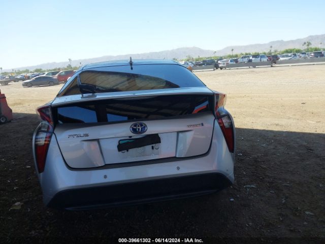 JTDKARFU3J3058284 Toyota Prius Four