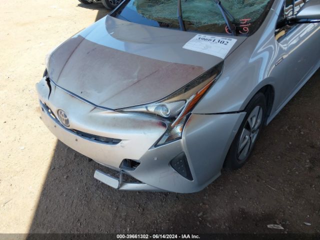 JTDKARFU3J3058284 Toyota Prius Four