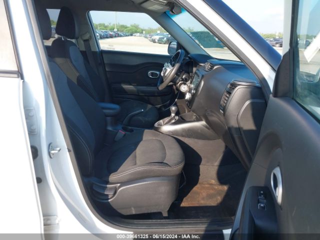 KNDJP3A58J7902609 KIA SOUL +