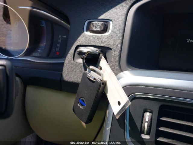 YV126MFK4G2391475 Volvo S60 T5 Drive-e Premier