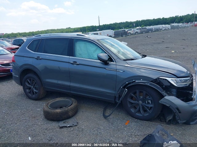 3VVMB7AX8RM035199 Volkswagen Tiguan 2.0t Se