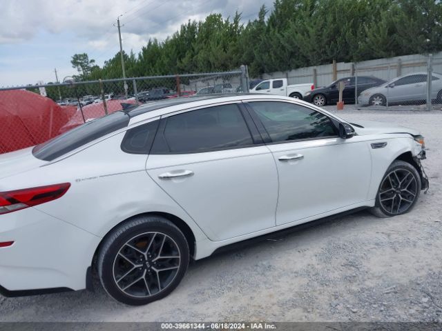 5XXGT4L3XLG440877 KIA Optima Se
