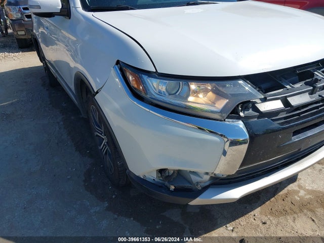 JA4AD3A33HZ031828 Mitsubishi Outlander Se/sel
