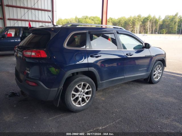 1C4PJMCB3GW151745 Jeep Cherokee Latitude