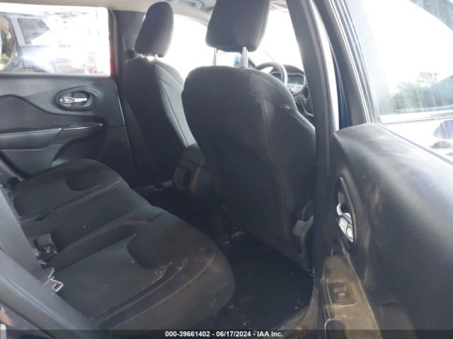 1C4PJMCB3GW151745 Jeep Cherokee Latitude
