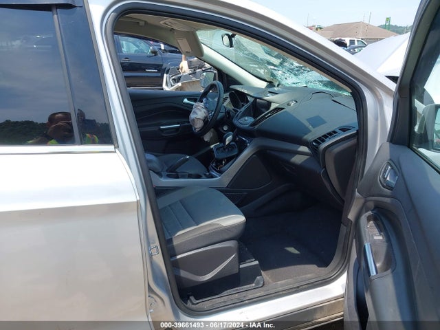 Ford ESCAPE SE 2016 1FMCU9G91GUB93879 Image 5