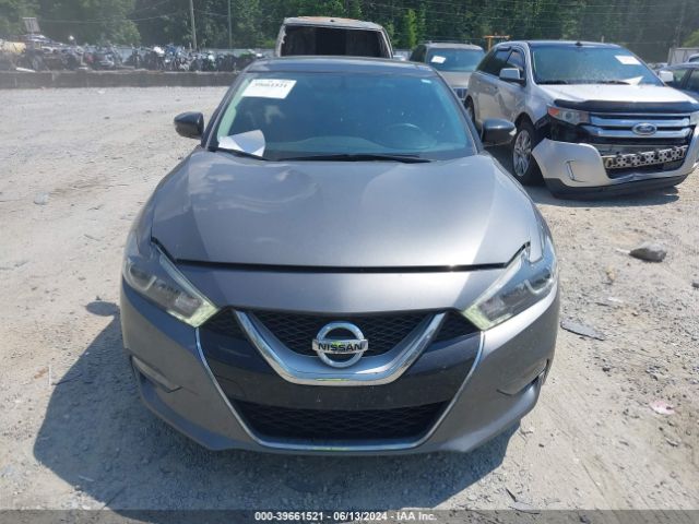 1N4AA6AP0GC417424 Nissan Maxima 3.5 Sl