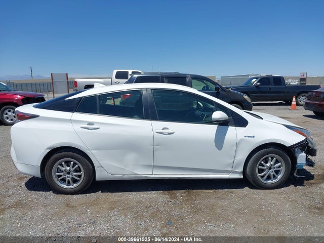 Toyota Prius Two 2017 JTDKBRFU4H3547333 Image 14