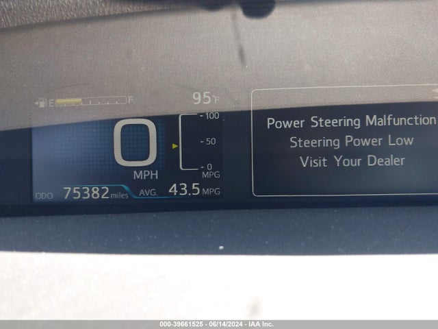 Toyota Prius Two 2017 JTDKBRFU4H3547333 Image 16
