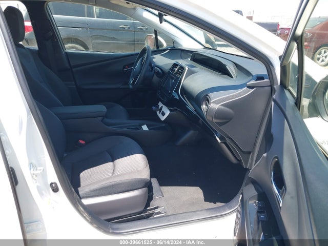 Toyota Prius Two 2017 JTDKBRFU4H3547333 Image 5