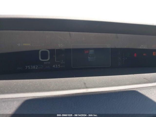 Toyota Prius Two 2017 JTDKBRFU4H3547333 Image 7