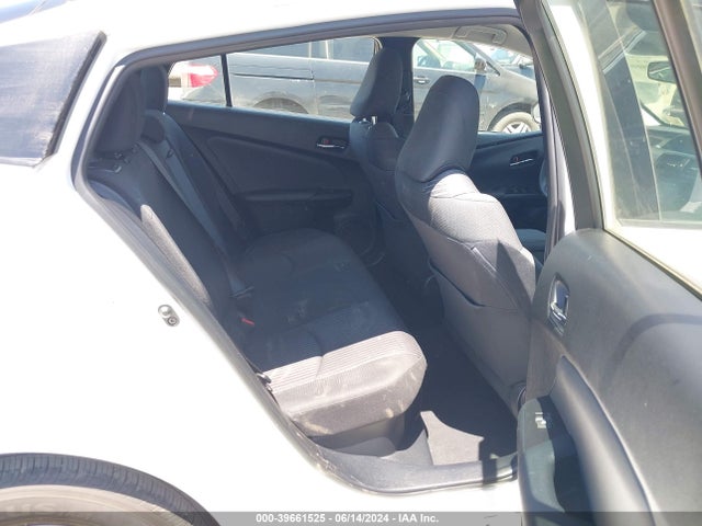 Toyota Prius Two 2017 JTDKBRFU4H3547333 Image 8