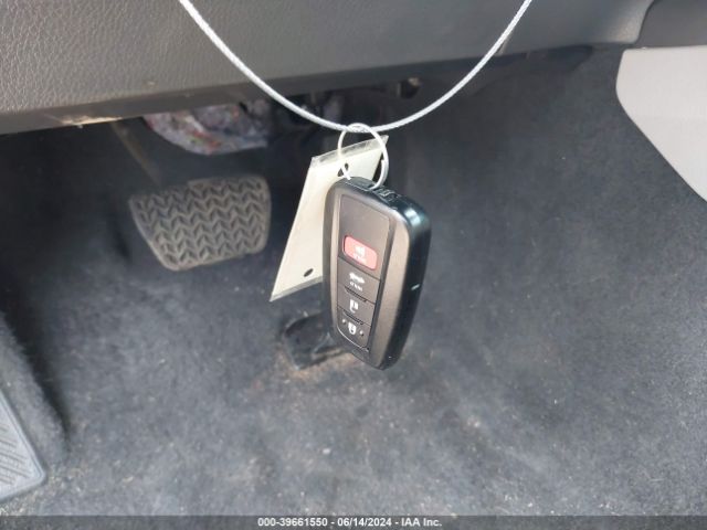 4T1F31AK7NU571732 Toyota Camry Xle Hybrid