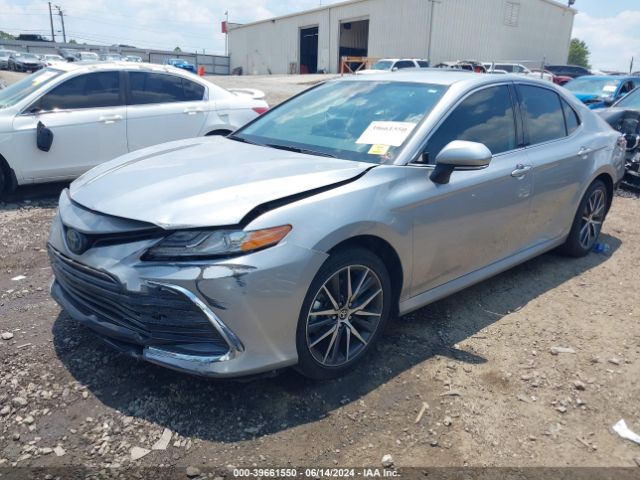 4T1F31AK7NU571732 Toyota Camry Xle Hybrid