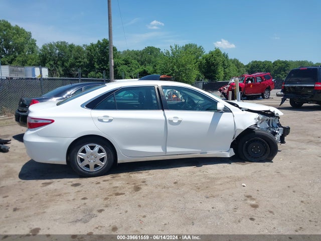 Toyota CAMRY LE 2017 4T1BF1FK4HU327765 Image 14
