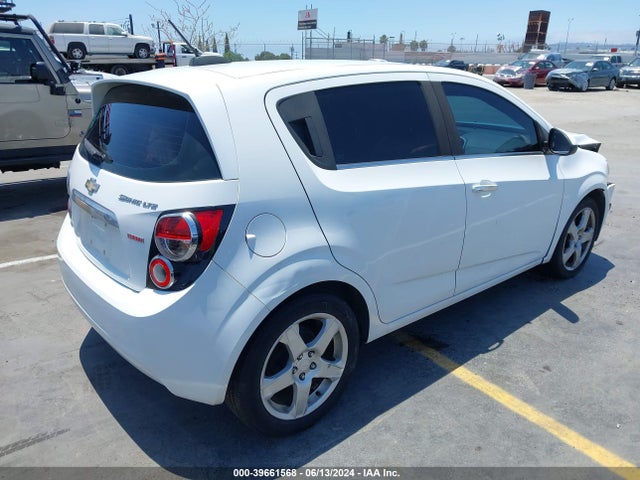 Chevrolet Sonic Ltz Auto 2015 1G1JE6SB9F4202708 Image 4
