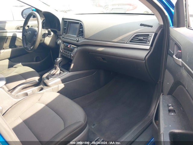 Hyundai Elantra Value Edition 2017 5NPD84LF2HH171834 Image 5