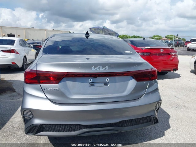 KIA Forte Lxs 2023 3KPF24AD8PE581889 Image 16