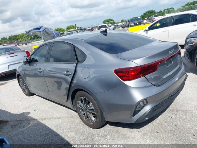 KIA Forte Lxs 2023 3KPF24AD8PE581889 Image 3