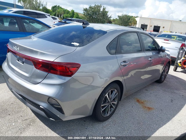 KIA Forte Lxs 2023 3KPF24AD8PE581889 Image 4