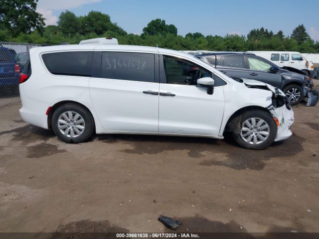2C4RC1AG3JR159022 Chrysler PACIFICA L