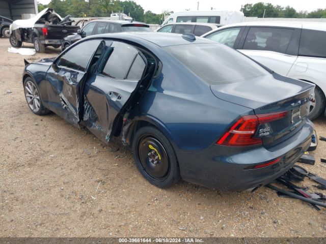 7JR102FK3LG039106 Volvo S60 T5 Momentum