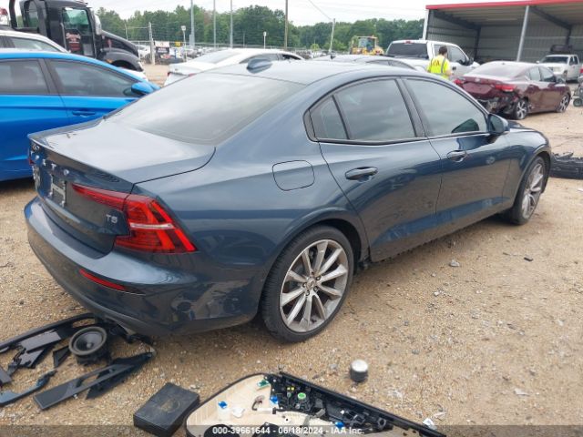7JR102FK3LG039106 Volvo S60 T5 Momentum