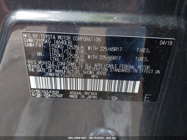 Toyota RAV4 LE 2018 JTMBFREV3JJ742033 Image 9