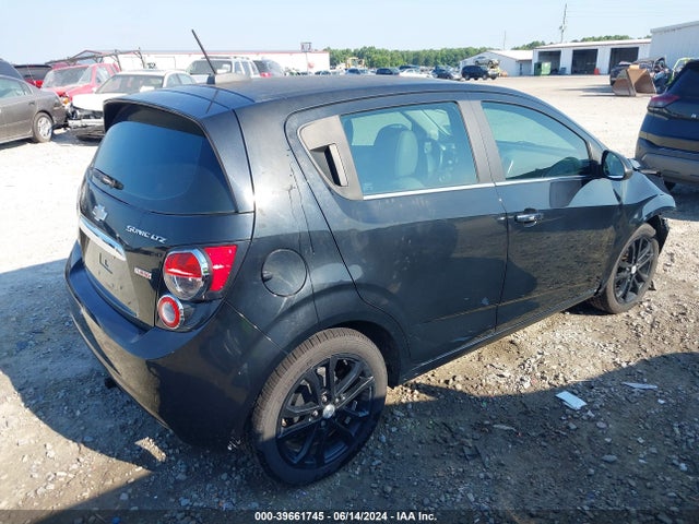 Chevrolet Sonic Ltz Auto 2016 1G1JE6SB4G4102713 Image 4
