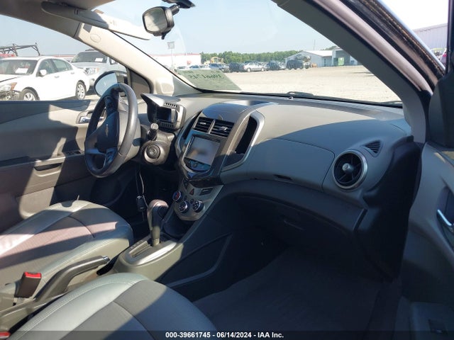 Chevrolet Sonic Ltz Auto 2016 1G1JE6SB4G4102713 Image 5