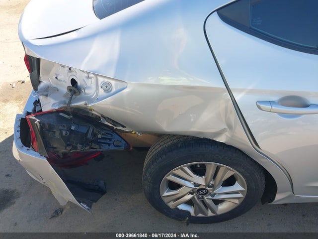 Hyundai ELANTRA SEL 2019 5NPD84LF5KH433451 Image 19