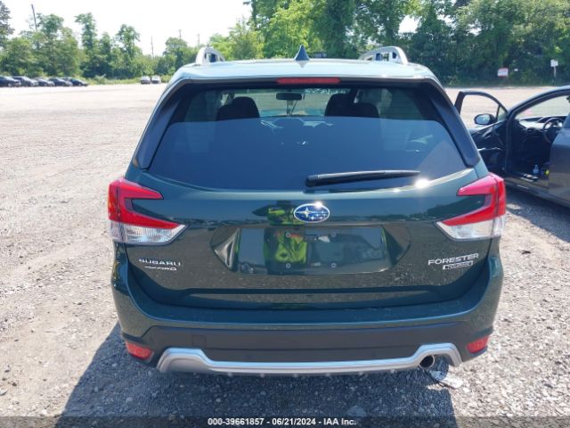 JF2SKARC8PH492022 Subaru Forester Touring