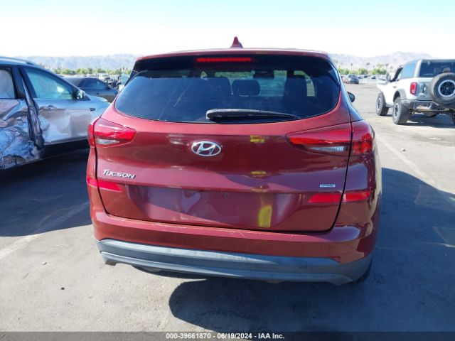 KM8J2CA43KU883276 Hyundai TUCSON SE
