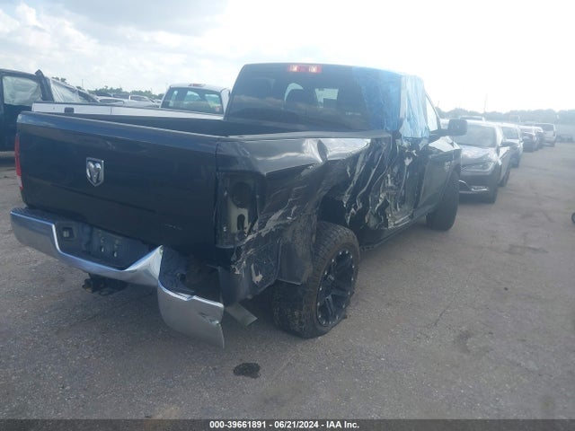 1C6RR6FT3LS151741 RAM 1500 Classic Tradesman Quad Cab 4x2 6'4 Box
