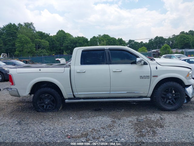 RAM 1500 Limited  4x4 5'7 Box 2017 1C6RR7PT4HS571200 Image 14