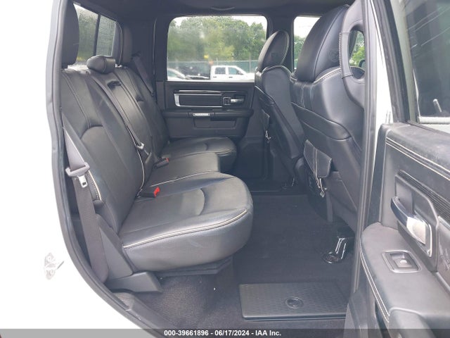 RAM 1500 Limited  4x4 5'7 Box 2017 1C6RR7PT4HS571200 Image 8