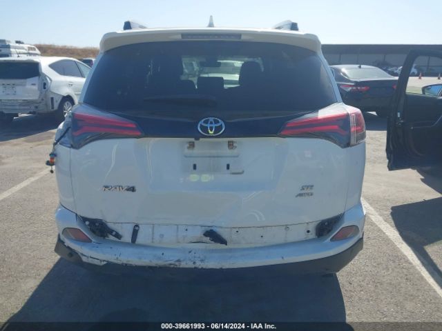 JTMJFREV9JJ209826 Toyota RAV4 SE
