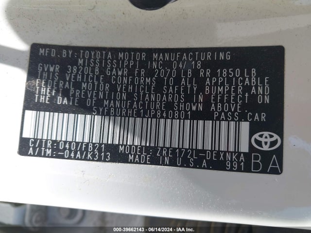 Toyota COROLLA LE 2018 5YFBURHE1JP840801 Image 9