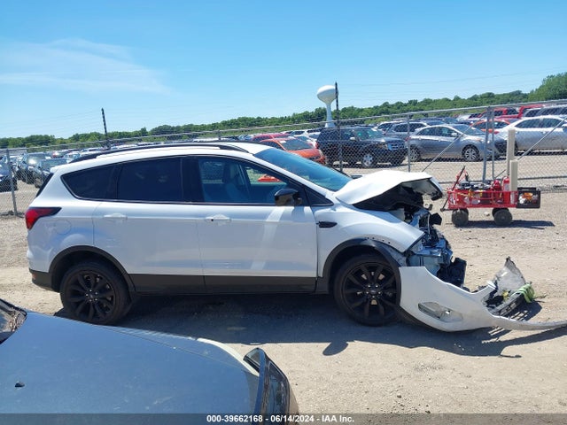 Ford ESCAPE SE 2019 1FMCU0GD6KUB29832 Image 14