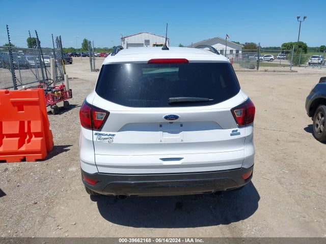 Ford ESCAPE SE 2019 1FMCU0GD6KUB29832 Image 17