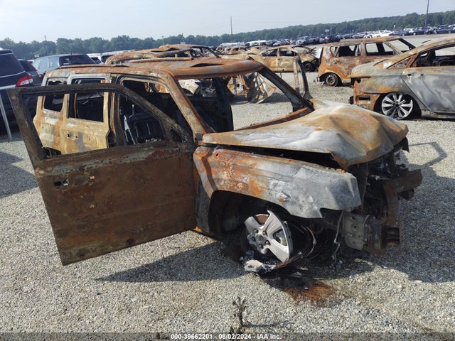 1C4NJRFB1HD179444 auction archive image