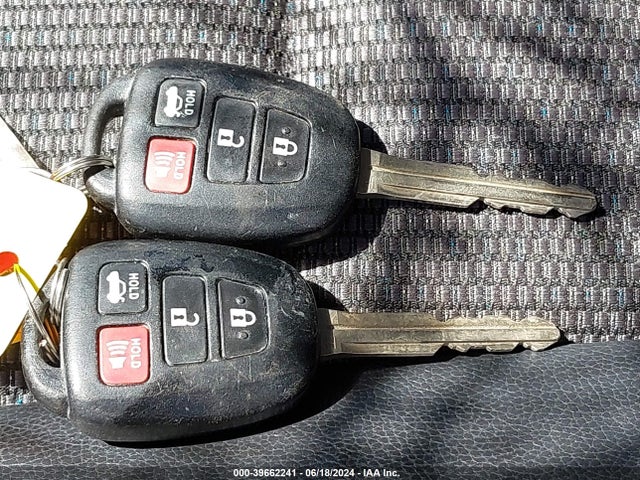 Toyota COROLLA SE 2019 2T1BURHE6KC145246 Image 11