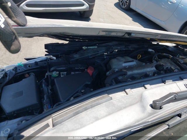 JTKJF5C79FJ010806 Scion TC