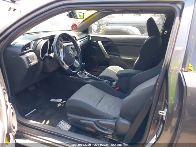 JTKJF5C79FJ010806 Scion TC