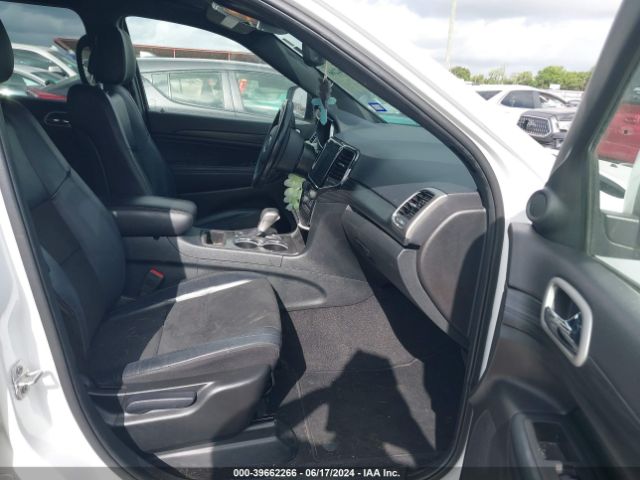 1C4RJEAG4NC154150 Jeep Grand Cherokee Wk Laredo X 4x2